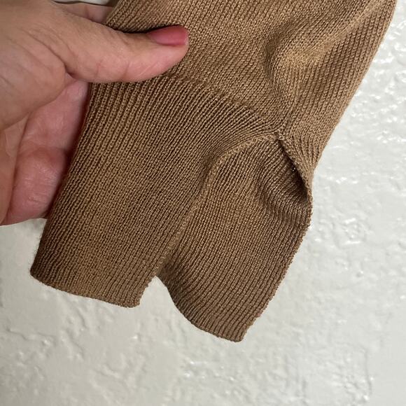 The Limited Women’s Merino Wool Blend Camel Tan Boatneck Sweater Size Small - Picture 2 of 8